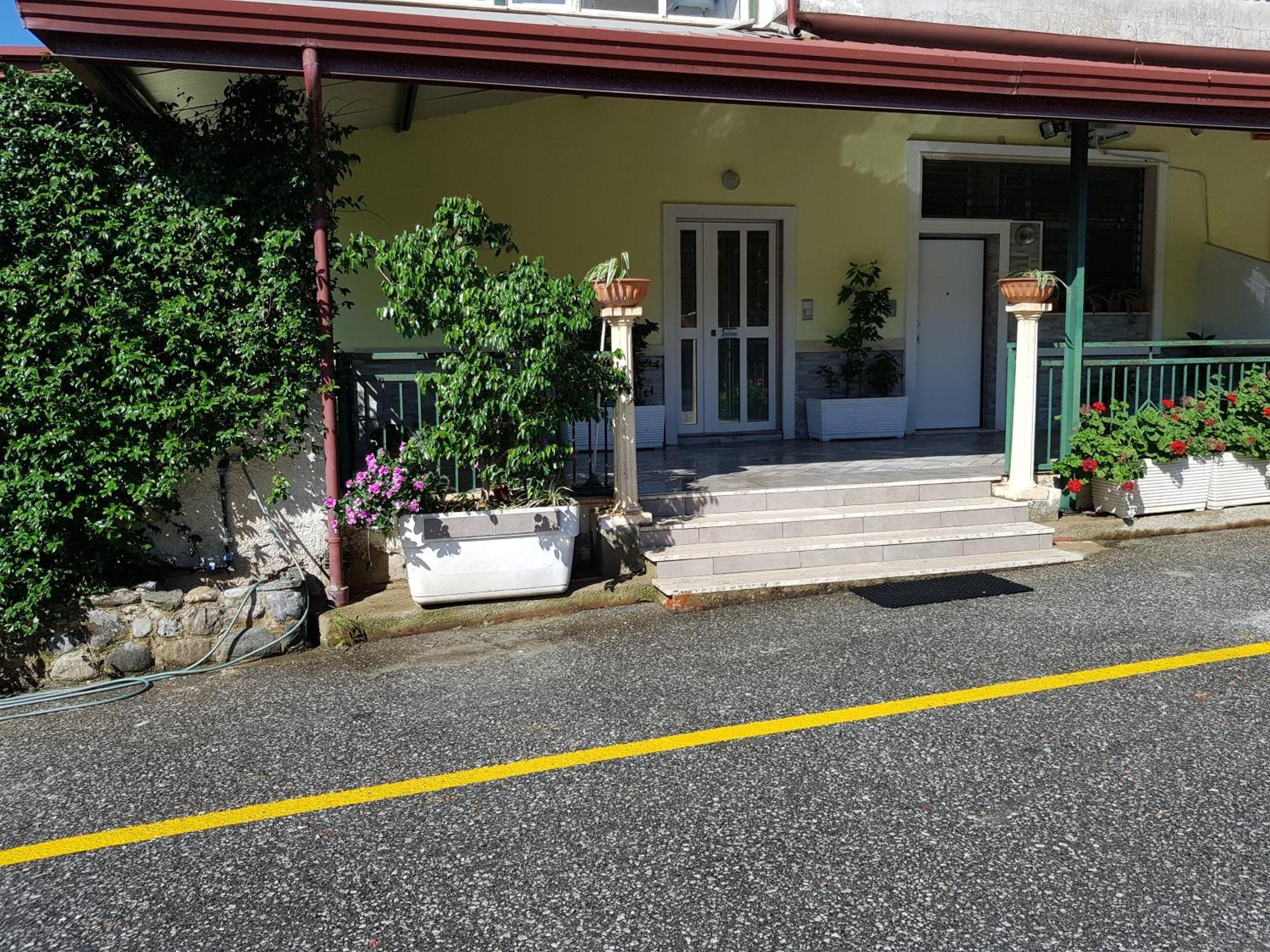 Stylish Apt Terina - Le Lincelle, Lamezia - Bright, Spacious, Elegant And With Terrace SantʼEufemia Lamezia Εξωτερικό φωτογραφία